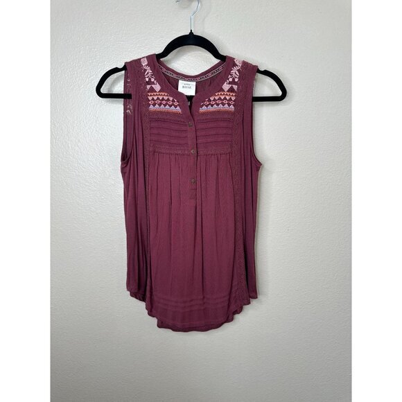 Knox Rose Womens Red‎ Tank Top S wide straps v-neck sleeveless Rayon embroidered - Picture 1 of 6